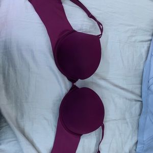Victoria’s Secret push up plunge bra